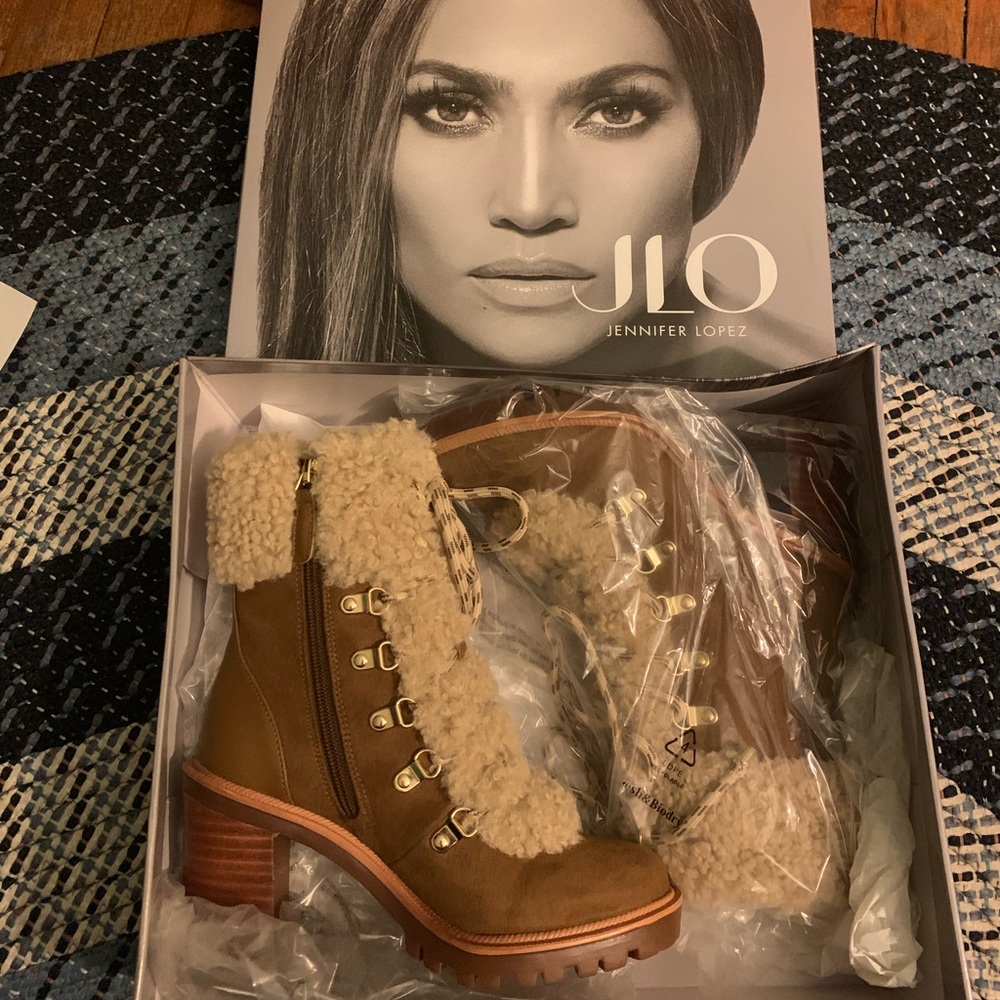 Jennifer Lopez Gallyana Bootie